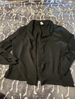 Black Women's Single-Button Relaxed Blazer